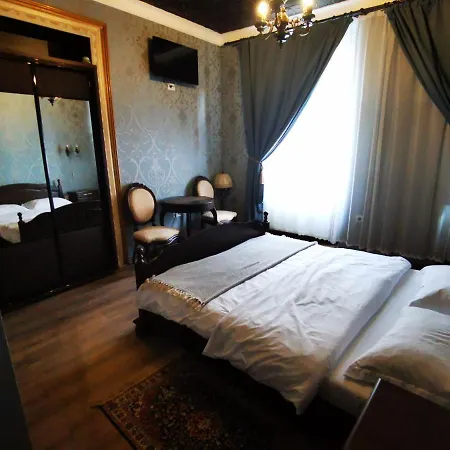 Zira Pensionat Braşov